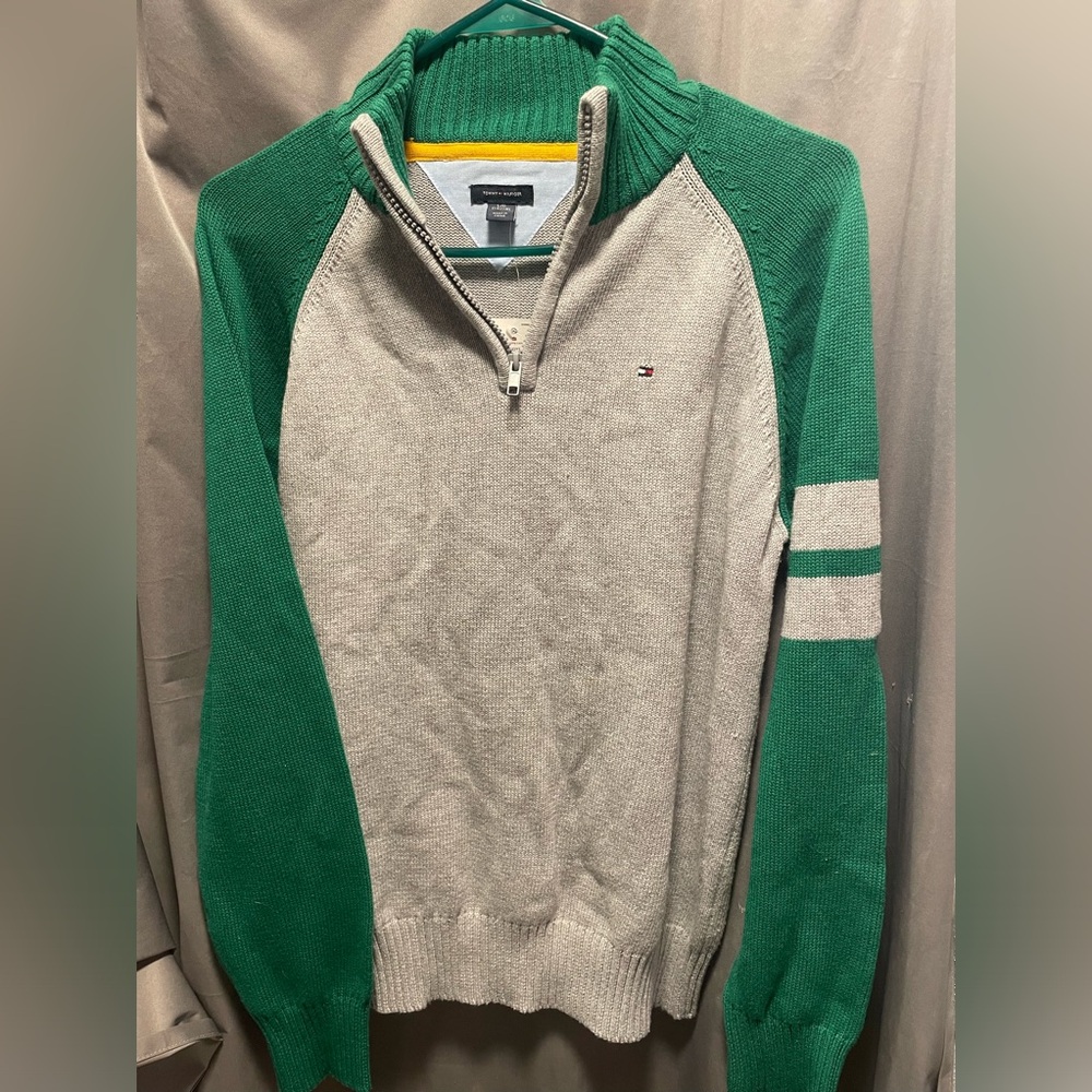 NEW NWT Tommy Hilfiger boys 14-16 Gray green white Long Zip Pullover Sweater XL